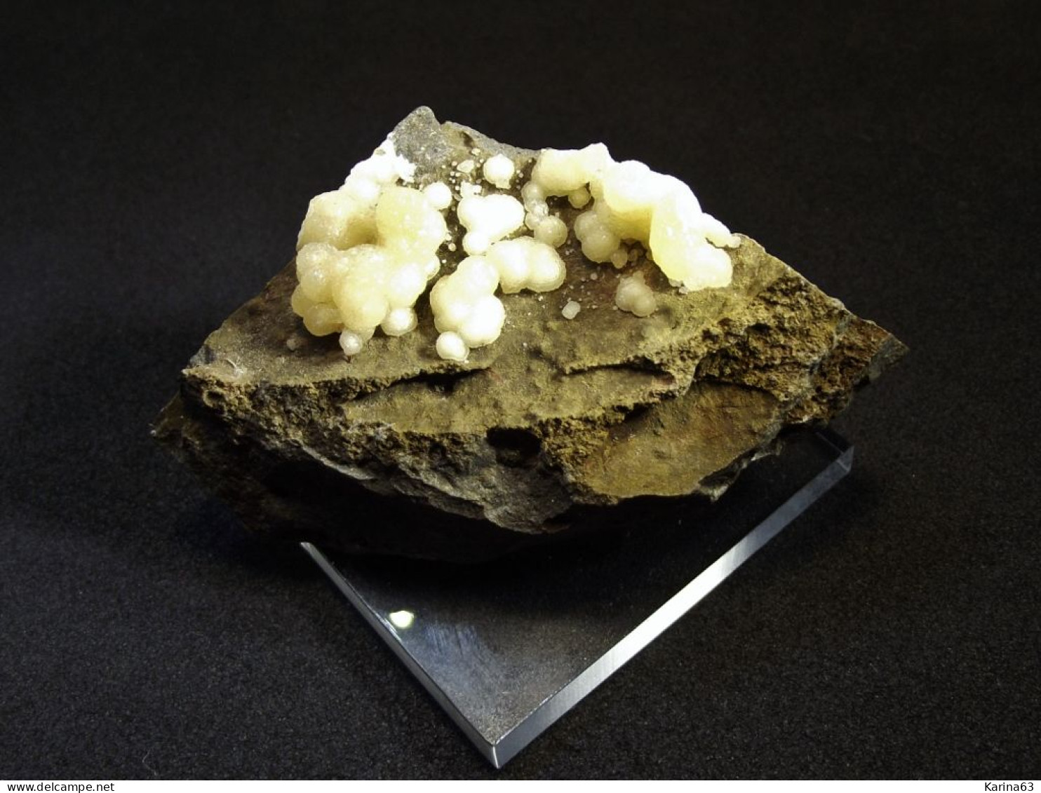 Calcite On Matrix ( 6 X 3.5 X 2.5 Cm ) Montalto De Castro - Viterbo - Lazio - Italy - Minéraux