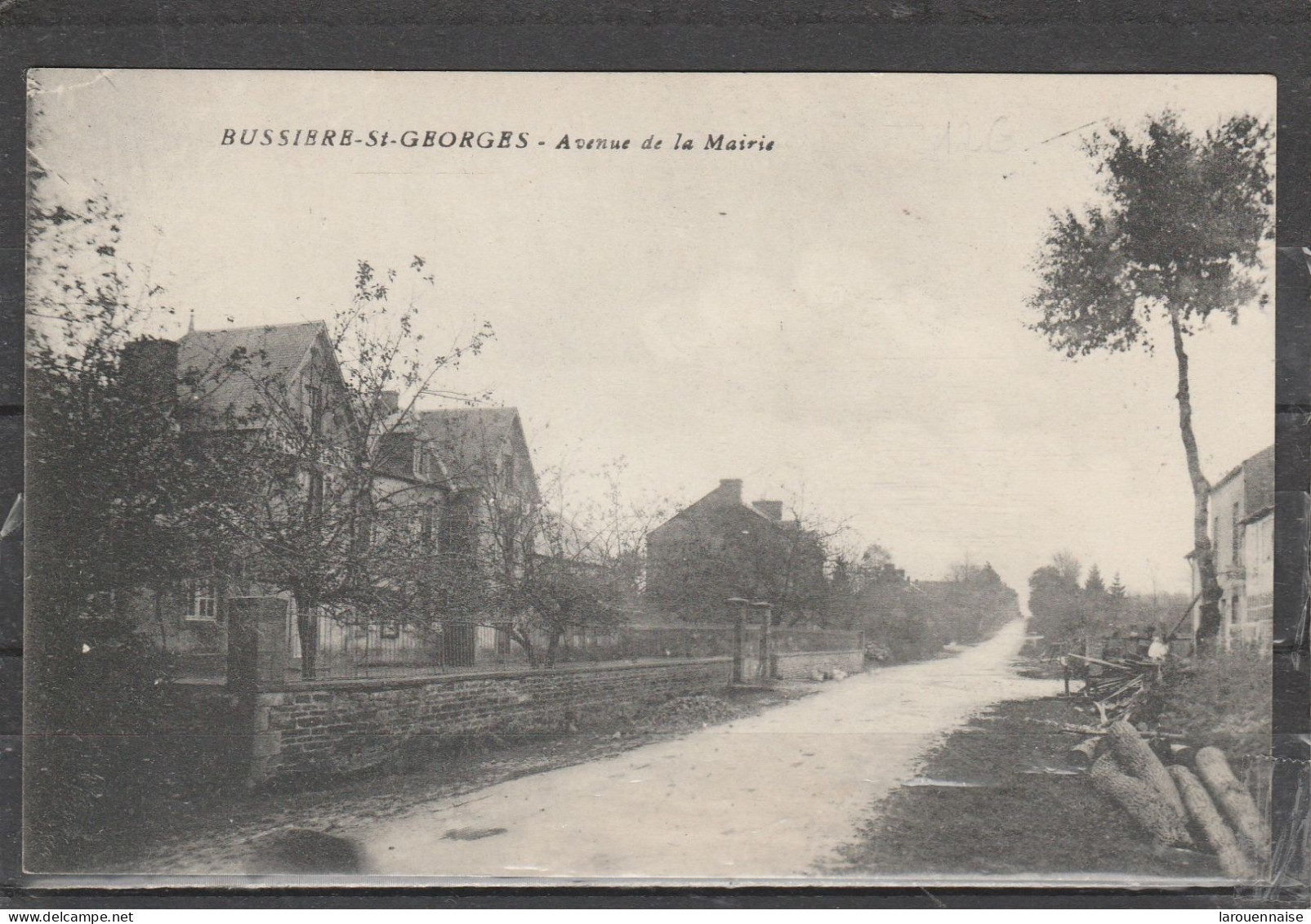 23 - BUSSIERE SAINT GEORGES - Avenue De La Mairie - Other & Unclassified