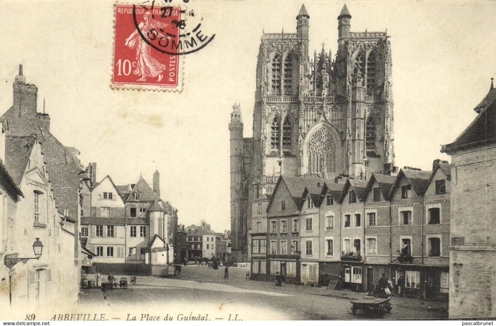 ABBEVILLE - LA PLACE DU GUINDAL - Abbeville