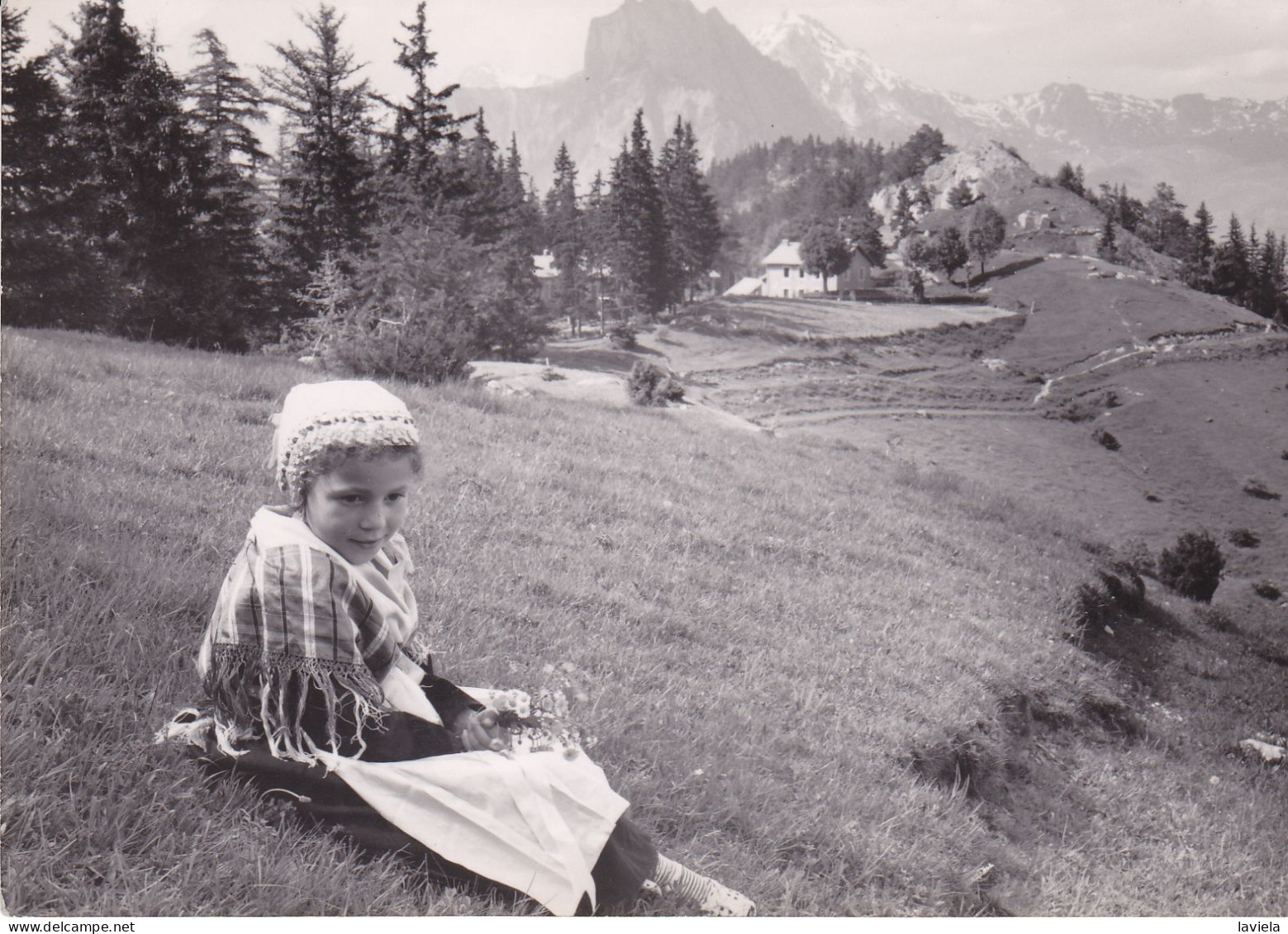 73 Petite Paysanne De Maurienne - Costume De Valloires - Autres & Non Classés