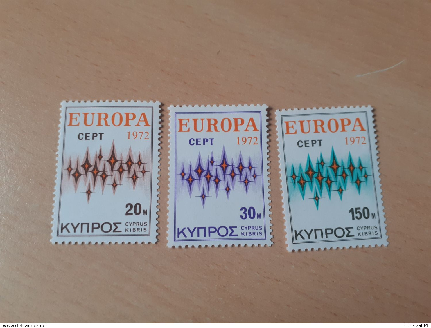 TIMBRES   CHYPRE   ANNEE   1972   N  366  A  368   COTE  7,00  EUROS   NEUFS  LUXE** - Nuovi
