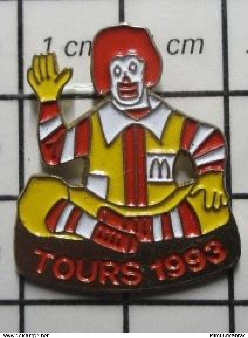 3517 Pin's Pins / Beau Et Rare / McDONALD'S / CLOWN RONALD TOURS 1993 - McDonald's