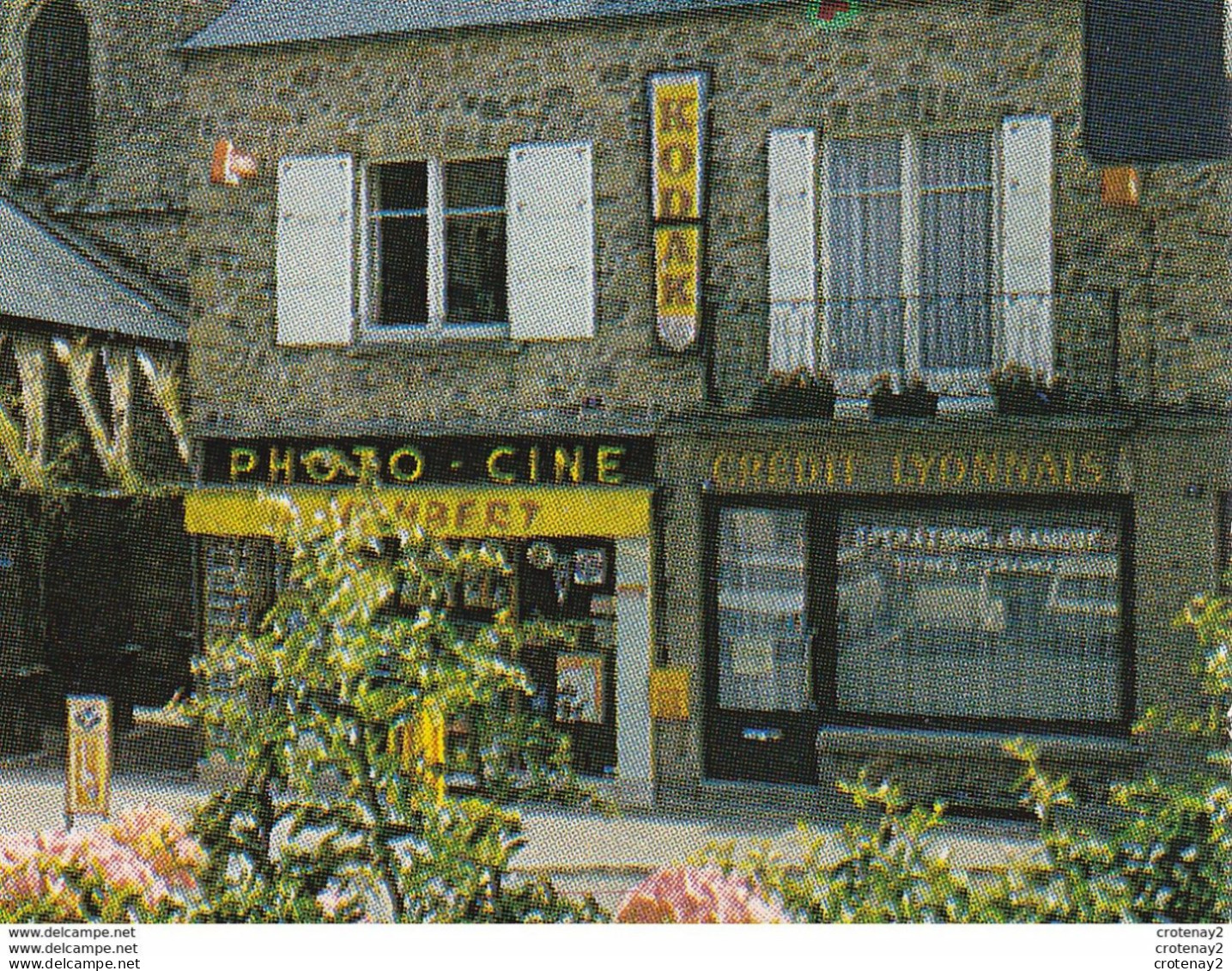 50 COUTANCES N°222 L'Eglise St Nicolas VOIR ZOOM Crédit Lyonnais Photo Ciné PUB Kodak Citroën 2CV Renault Floride - Coutances