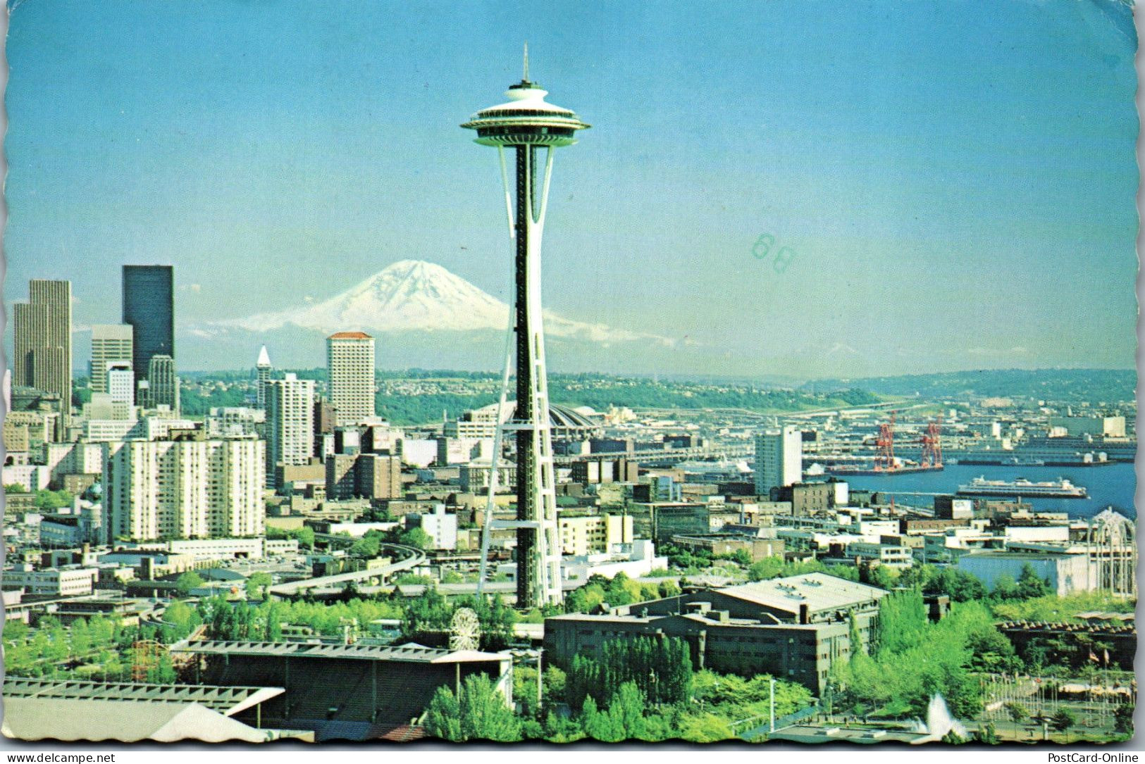 49998 - USA - Seattle , Space Needle And Mt. Rainier - Gelaufen 1976 - Seattle