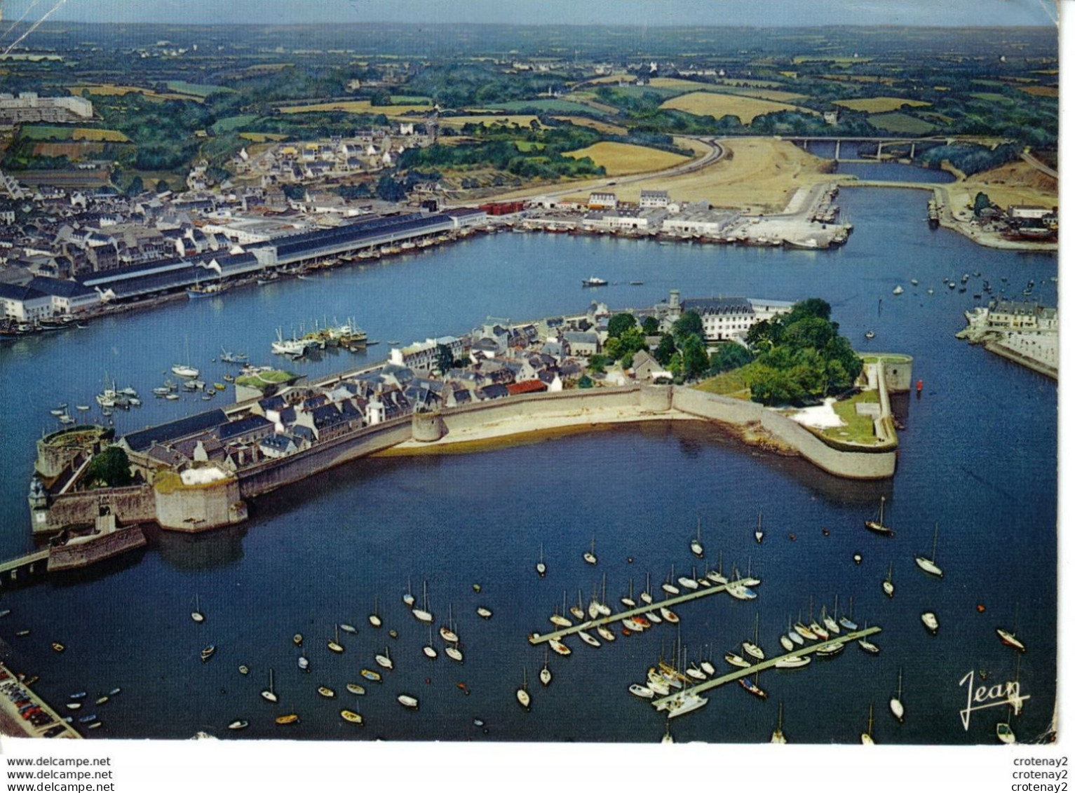 29 CONCARNEAU N°503 Le Port Et La Ville Close Postée De Landerneau - Concarneau