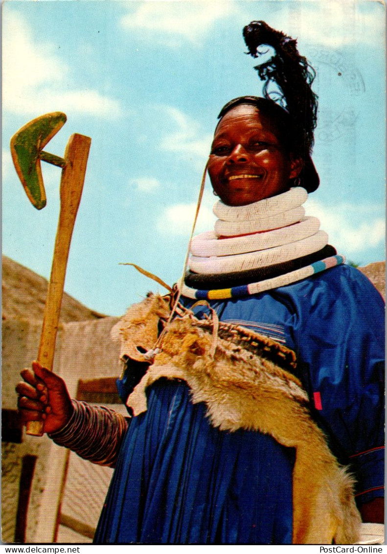 50659 - Südafrika - Tribal Life , Stamlewe , Ntwane Woman In Veremonial Dress - Gelaufen  - África