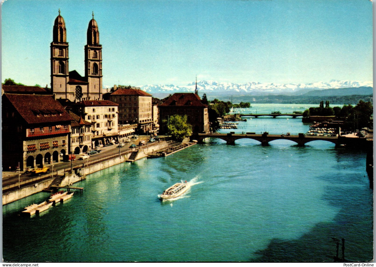 50576 - Schweiz - Zürich , Und Die Alpen , Zunfthäuser Und Grossmünster An Der Limmat - Nicht Gelaufen  - Zürich