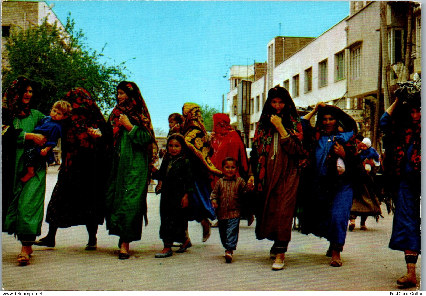 50421 - Iran - Gombad Kavoos , Gonbad-e Kavus , Some Woman - Nicht Gelaufen 1972 - Irán