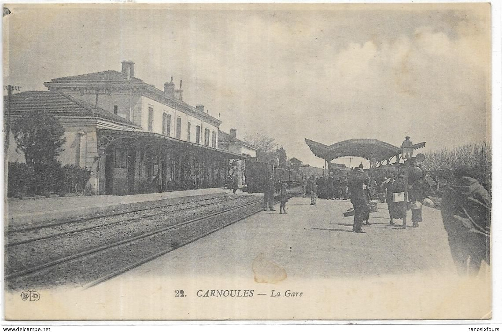 D 83.  CARNOULES.  LA GARE.  CARTE ECRITE - Other & Unclassified