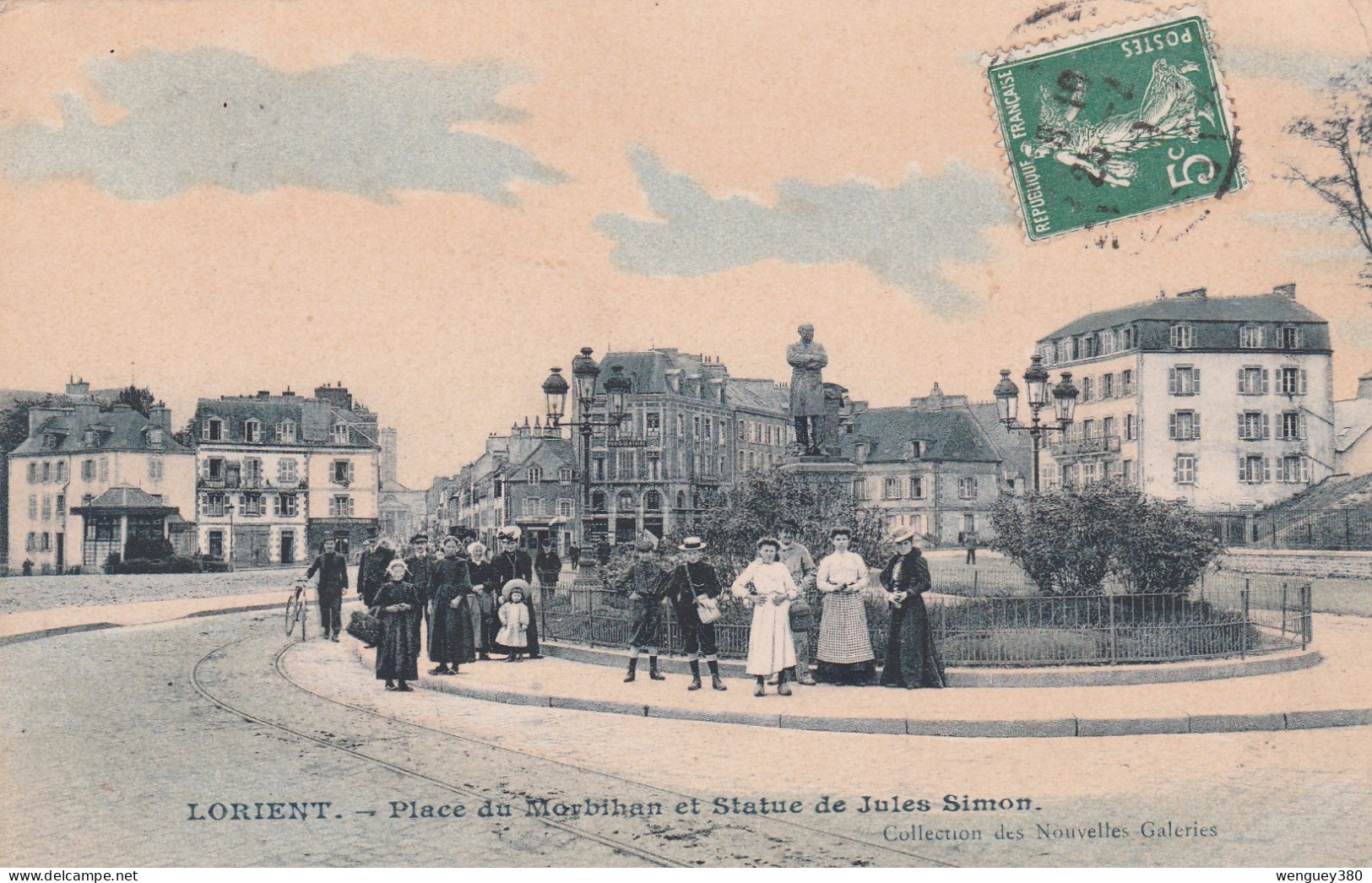 56 LORIENT  Place Du Morbihan Et Statue Jules Simon   SUP  PLAN  1907   TB CONTRASTE  Coll. Nouvelles Galeries    RARE - Lorient