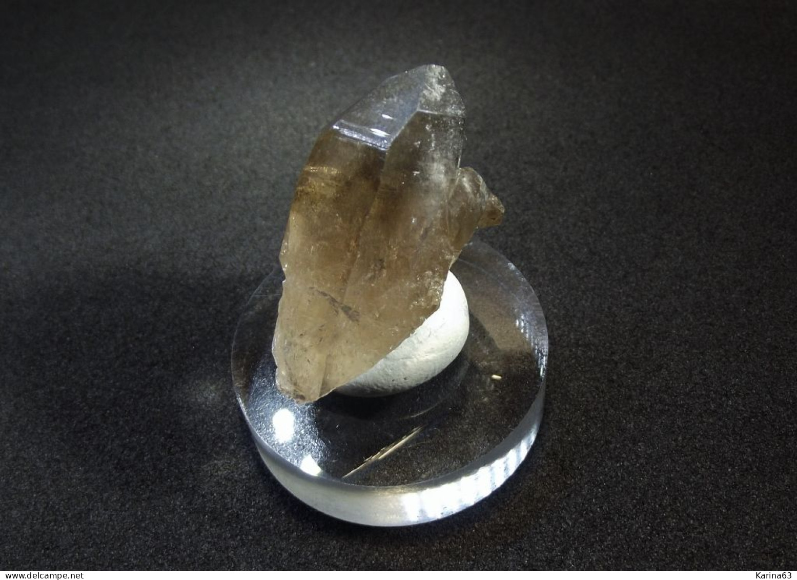 Smokey Quartz  (3 X 2 X 1.5 Cm )  Helsenhorn - Binntal - Switzerland - Mineralen