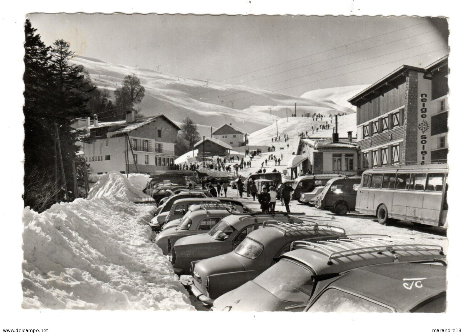 Ceuse , La Station De Sports D'hiver Du Gapençais , Le Parking Et Les Pistes De Ski , Cpsm 10,5 X 15 - Altri & Non Classificati