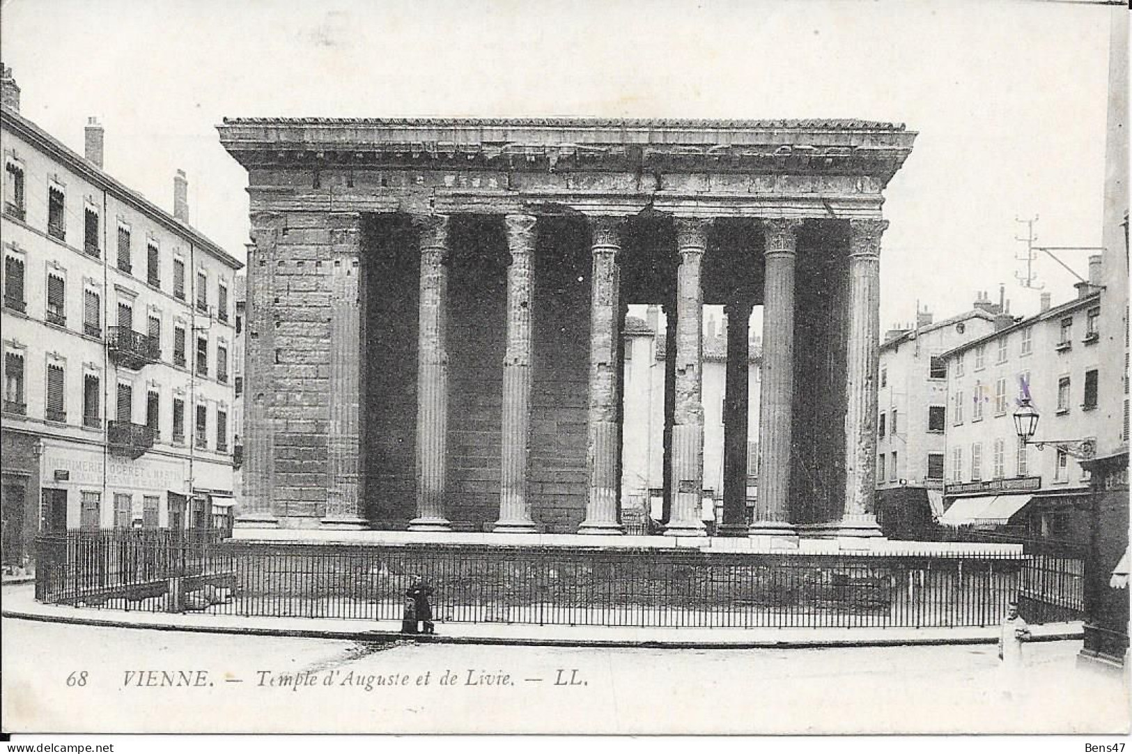 38 Vienne Temple DÁuguste Et De Livie - Vienne