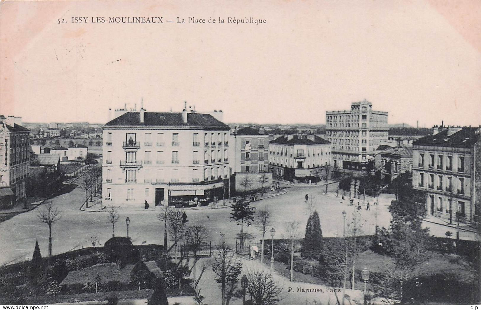 Issy Les Moulineaux -  Place Republique -  CPA °J - Issy Les Moulineaux