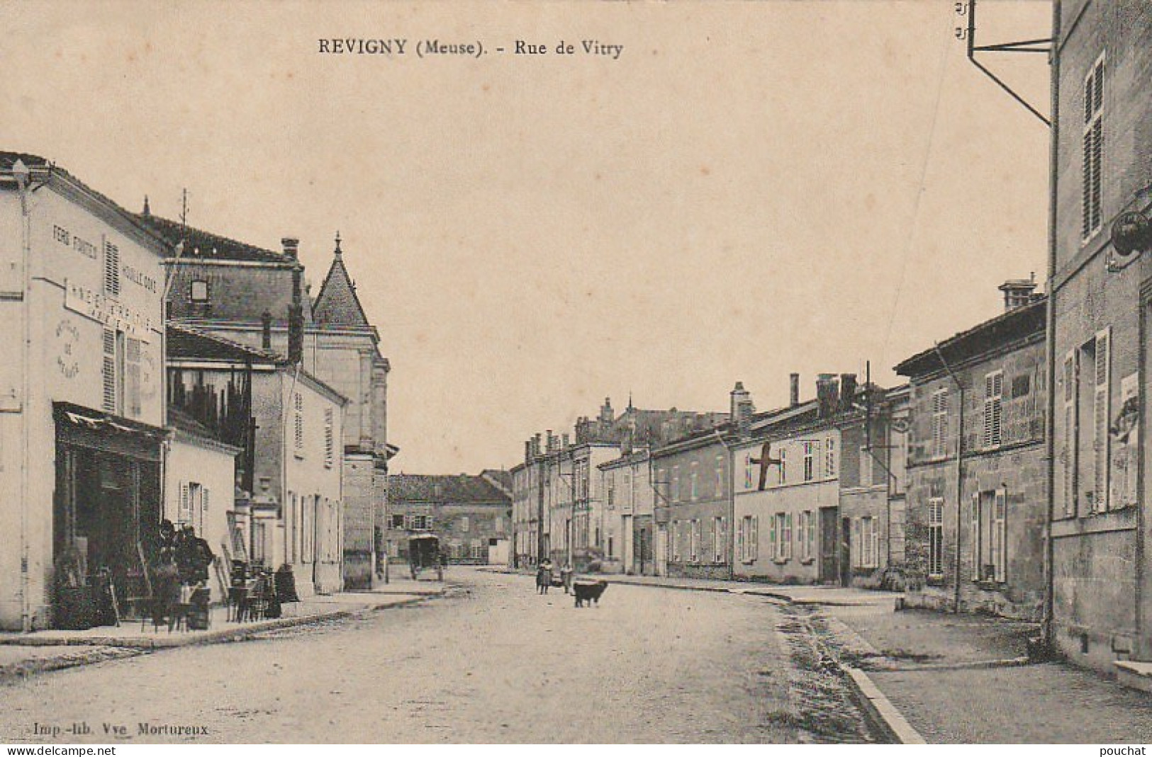 FI 11 -(55 ) REVIGNY - RUE DE VITRY - ANIMATION - COMMERCE : ARTICLES DE MENAGE , FERS ...- IMP. LIB. Vve MORTUREUX - Revigny Sur Ornain