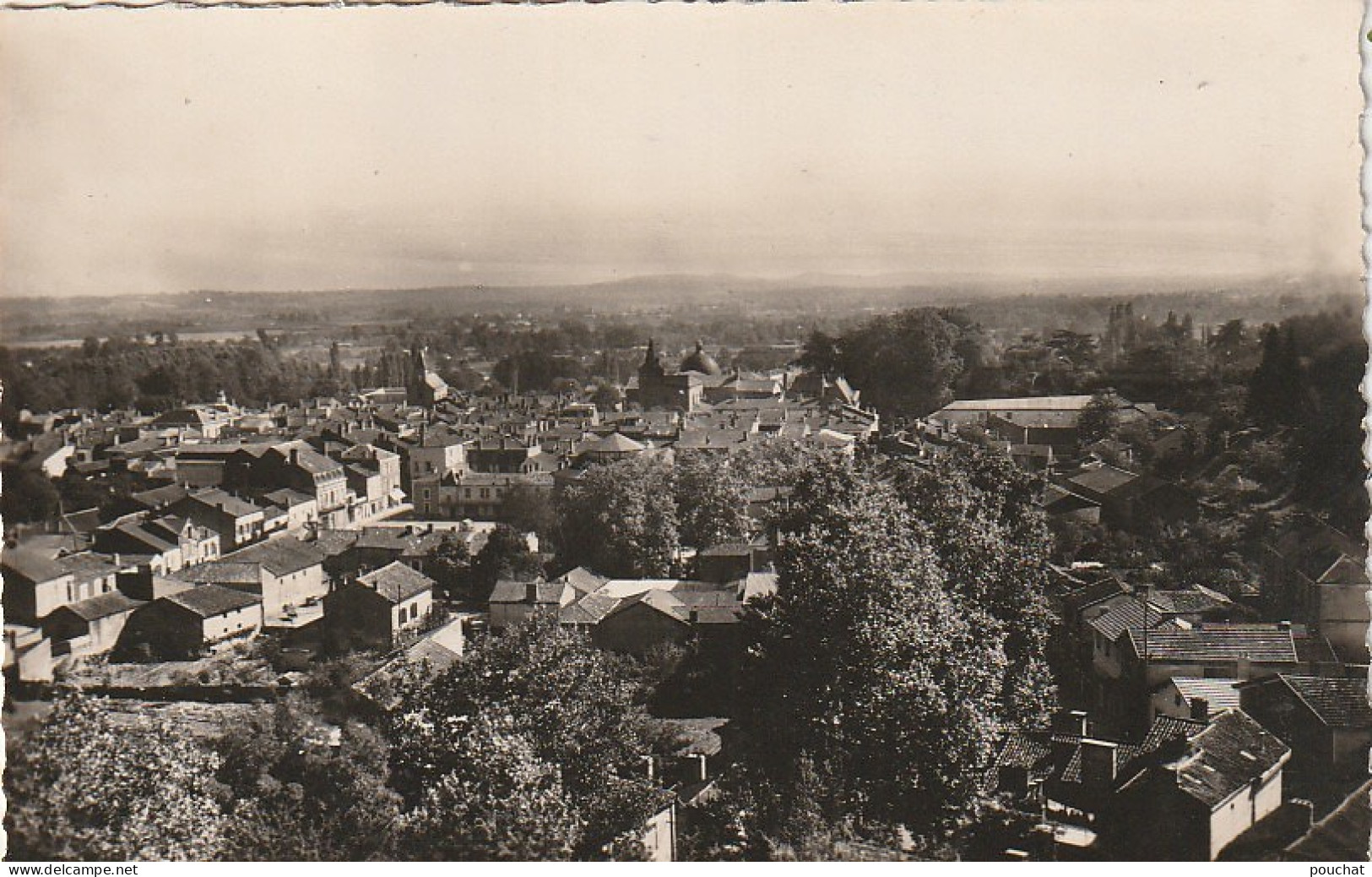 DE 19 -(40) AIRE SUR ADOUR  -  VUE GENERALE   -  2 SCANS - Aire