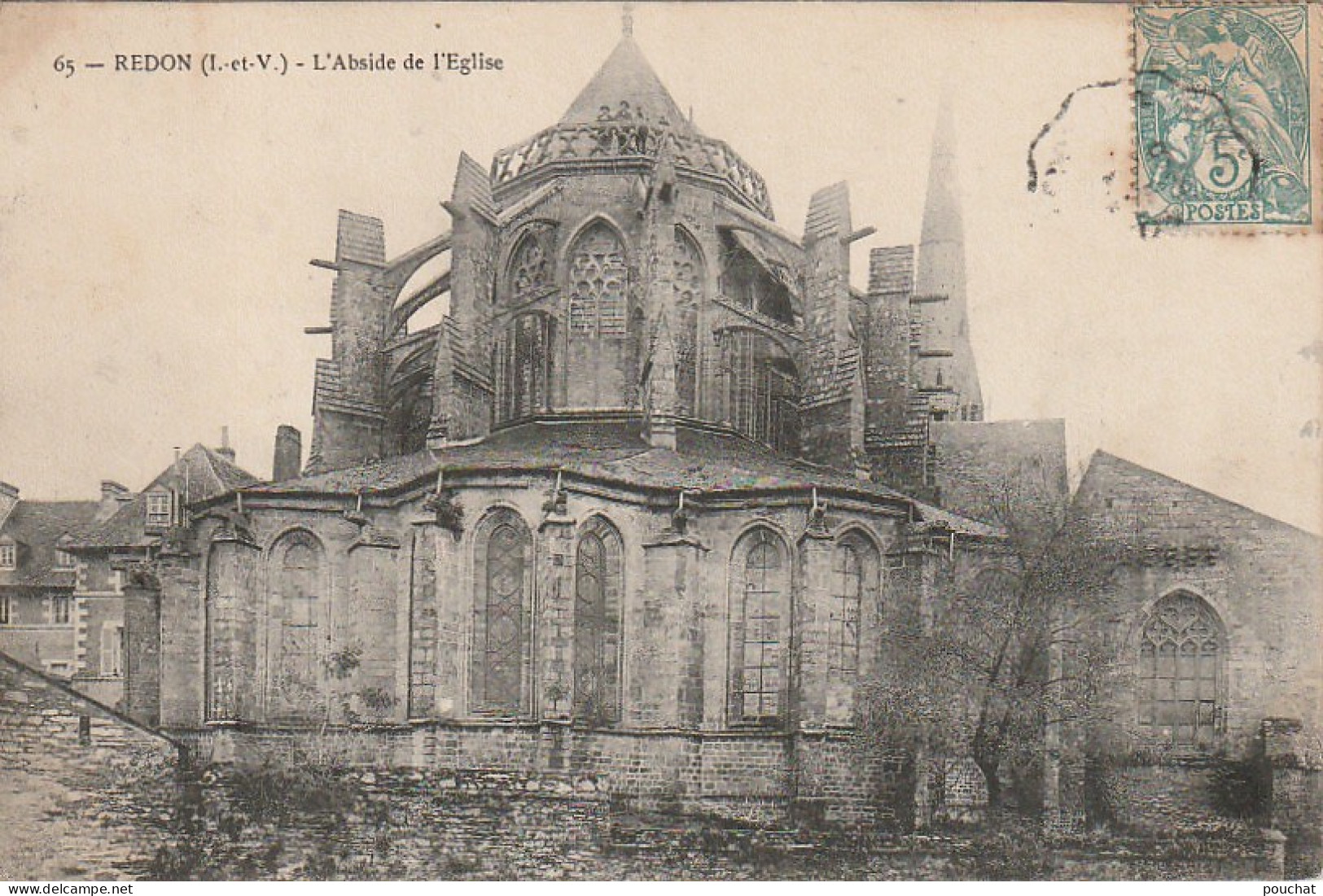 DE 8 -(35) REDON  - L ' ABSIDE DE L ' EGLISE  -  2 SCANS - Redon