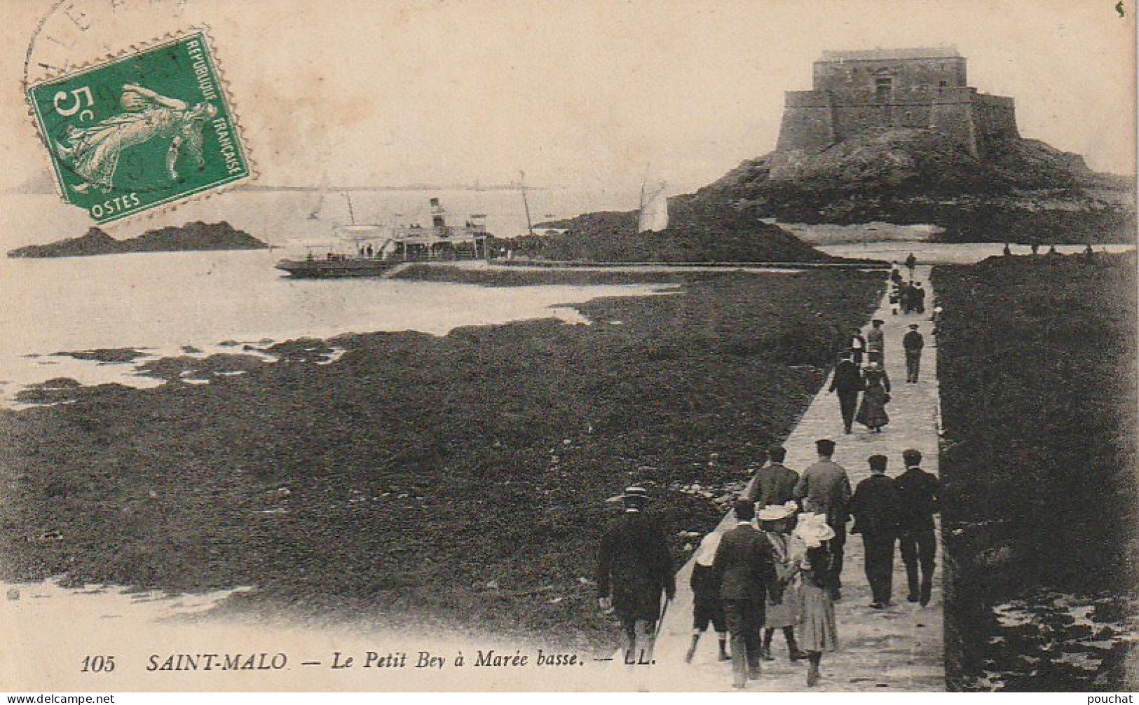 DE 8 -(35) SAINT MALO  -  LE PETIT BEY A MAREE  BASSE  - ANIMATION - PROMENEURS   - 2 SCANS - Saint Malo