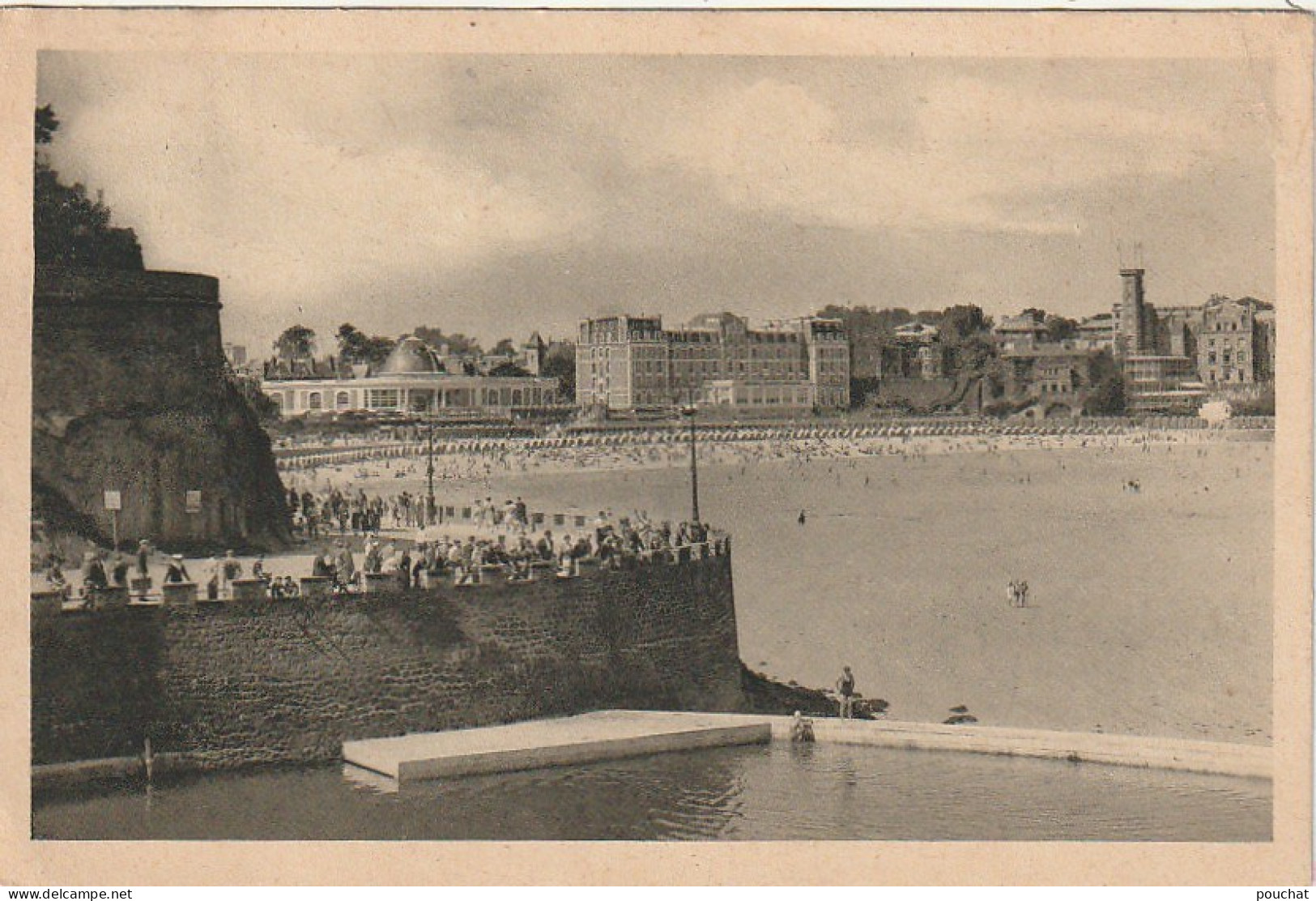 DE 9 -(35) DINARD  -  VUE DE LA PISCINE  -  2 SCANS - Dinard