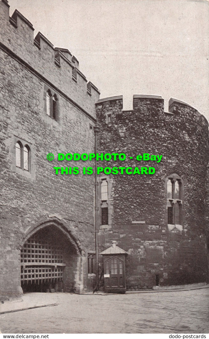 R538310 Tower Of London. Bloody Tower. Gale And Polden. 1368 - Autres & Non Classés