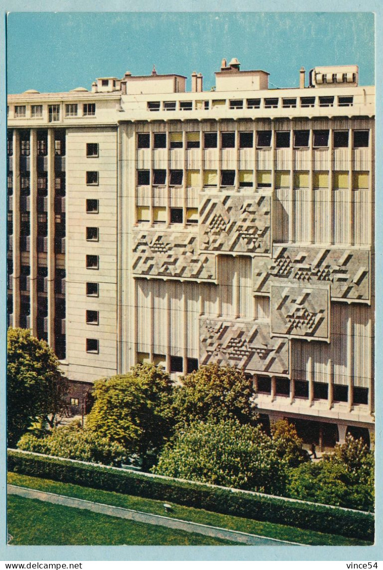 Musée Postal - Maison De La Poste Et De La Philatélie - 34, Boulevard De Vaugirard - Paris - Musea