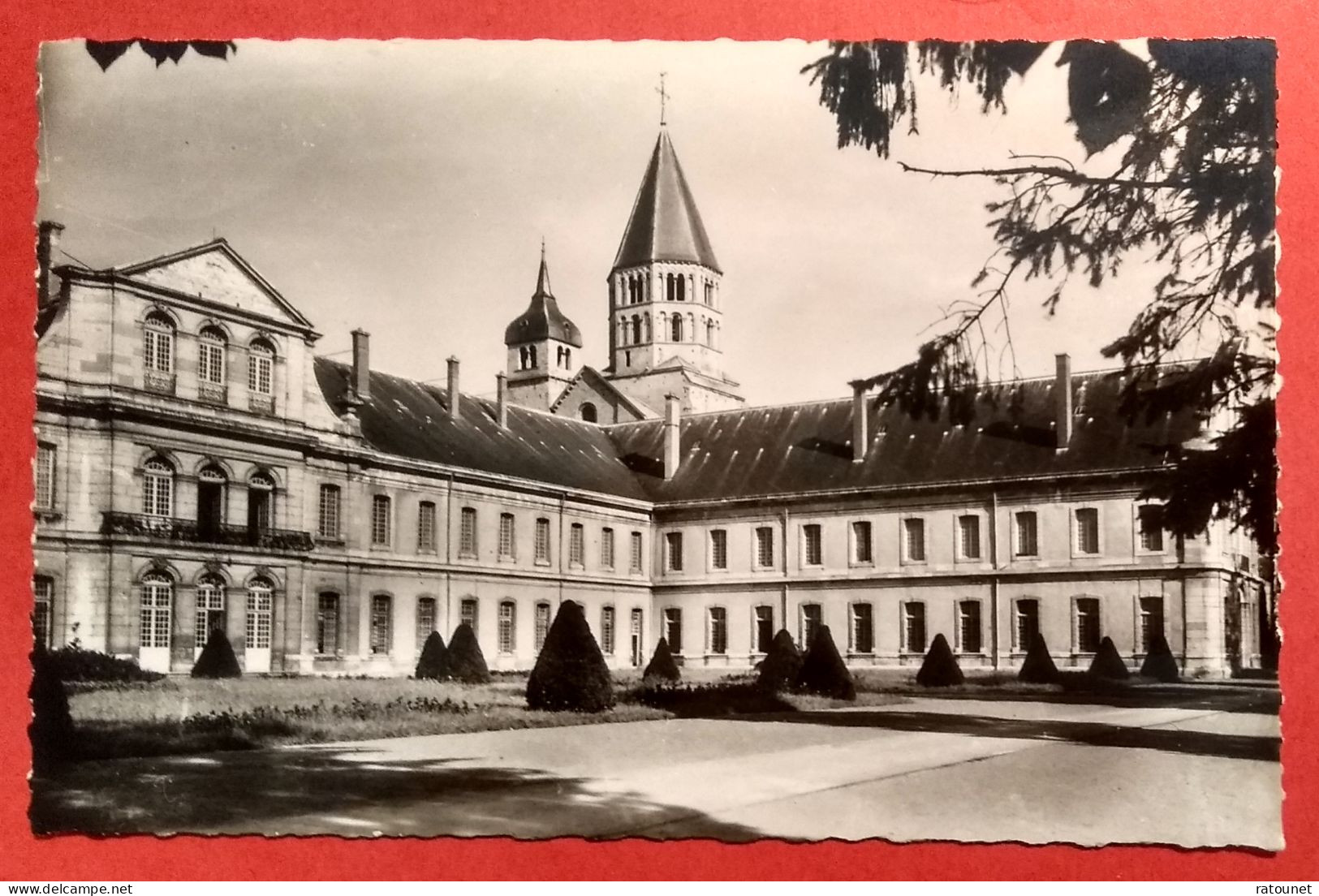 71 - Saône Loire - CLUNY - CPSM 170 - Abbaye / Palais Dathose - éd CIM - Cluny
