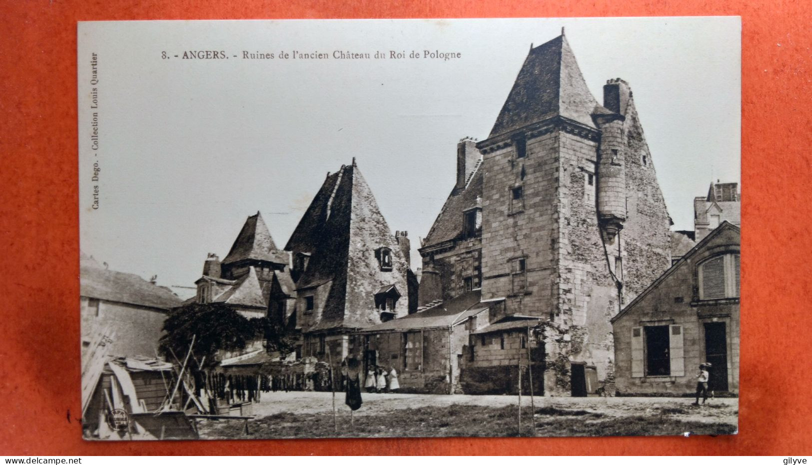 CPA (49) Angers. Ruines De L'ancien Château. Animation.  (7A.n°105 ) - Angers