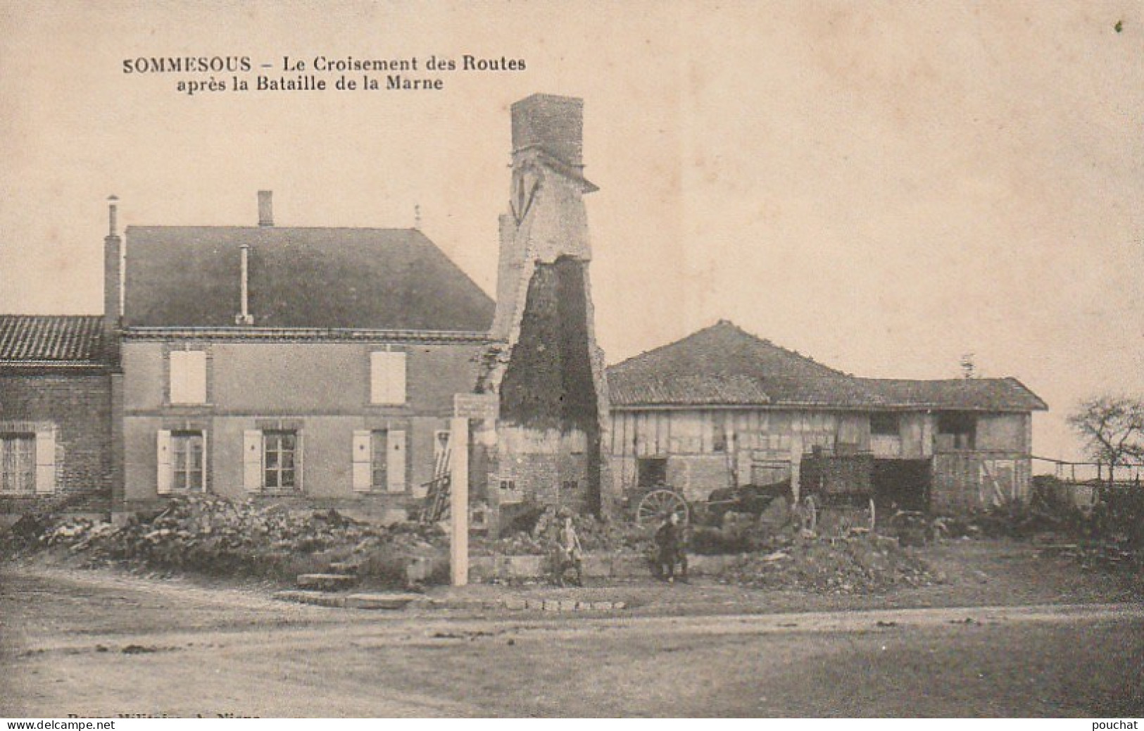 EP 24 -(51) SOMMESOUS  -   LE CROISEMENT DES ROUTES APRES LA BATAILLE DE LA MARNE  -  ENFANTS DANS LES RUINES-  2 SCANS - Autres & Non Classés