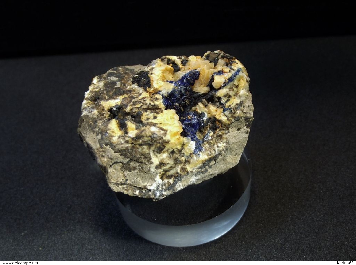 Azurite On Dolomite ( 3.5 X 2 X 2.5 Cm ) Schmitt Dolomite Quarry, Altenmittlau - Main-Kinzig Kreis - Darmstadt - Germany - Minéraux