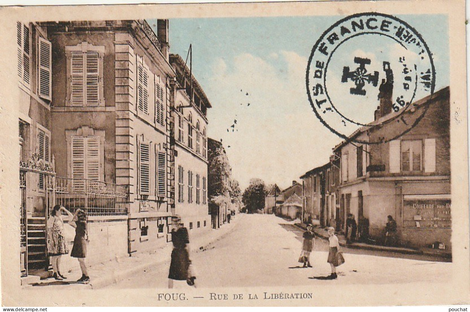 FI 4 -(54) FOUG  - RUE DE LA LIBERATION - ANIMATION - CARTE COLORISEE - TAMPON  SCOUTS DE FRANCE  - Foug