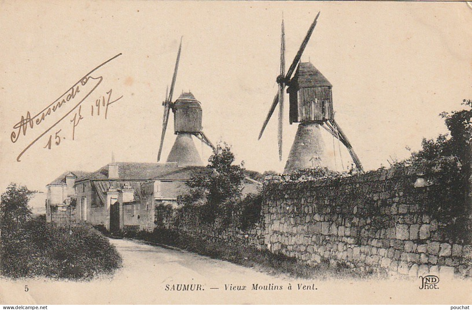 EP 20 -(49) SAUMUR  -  VIEUX MOULINS A VENT   - 2 SCANS - Saumur