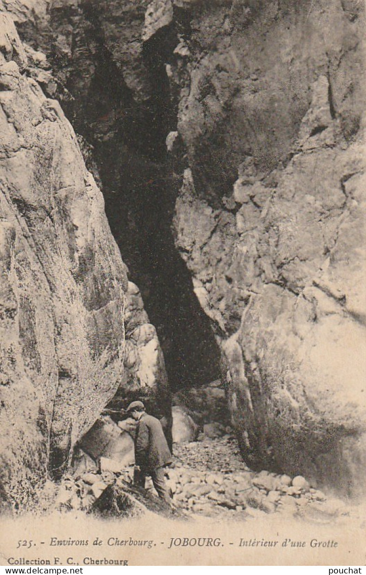 EP 21 -(50) ENVIRONS DE CHERBOURG  -  JOBOURG  - INTERIEUR D'UNE GROTTE -  2 SCANS - Cherbourg