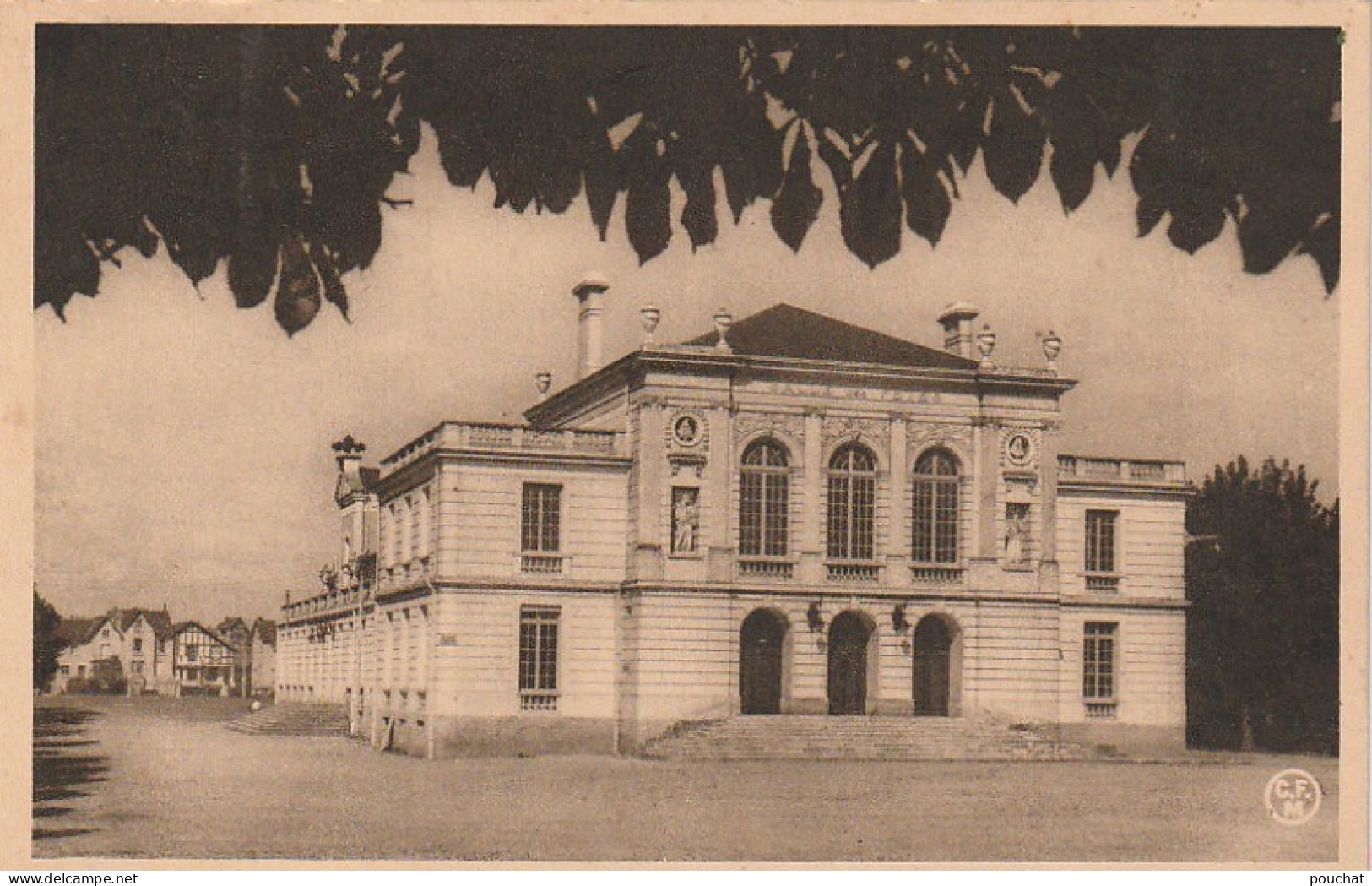 EP 10 -(45) MONTARGIS  -  LA SALLE DES FETES - ( ARCHITECTE  PHILIPPON ) -  2 SCANS - Montargis