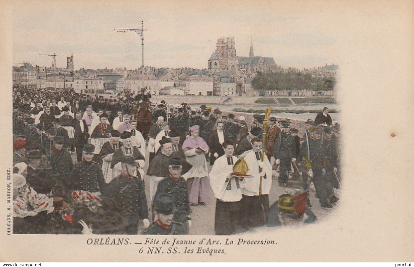 EP 10 -(45) ORLEANS - FETE DE JEANNE D'ARC - LA PROCESSION  - NN. SS. LES EVEQUES -  CARTE COLORISEE  -  2 SCANS - Orleans