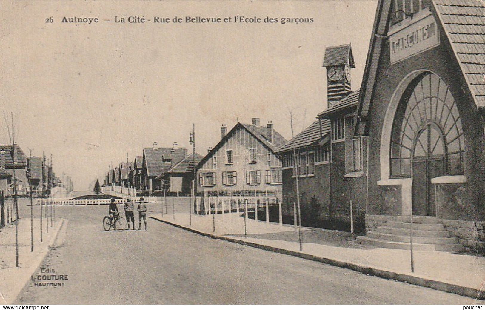 FI 27 -(59) AULNOYE  -  LA CITE -  RUE DE BELLEVUE ET L'ECOLE DES GARCONS - ANIMATION - ENFANTS  - 2 SCANS - Aulnoye