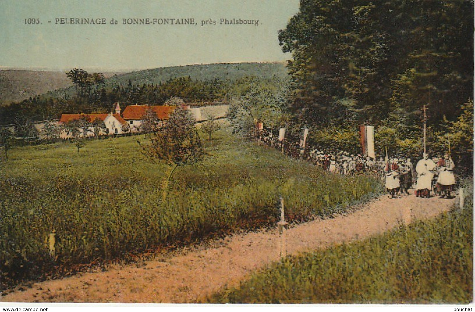 FI 18 -(57) PELERINAGE DE BONNE FONTAINE , PRES PHALSBOURG - PROCESSION - PRETRE , ENFANTS DE CHOEUR - CARTE COLORISEE  - Phalsbourg