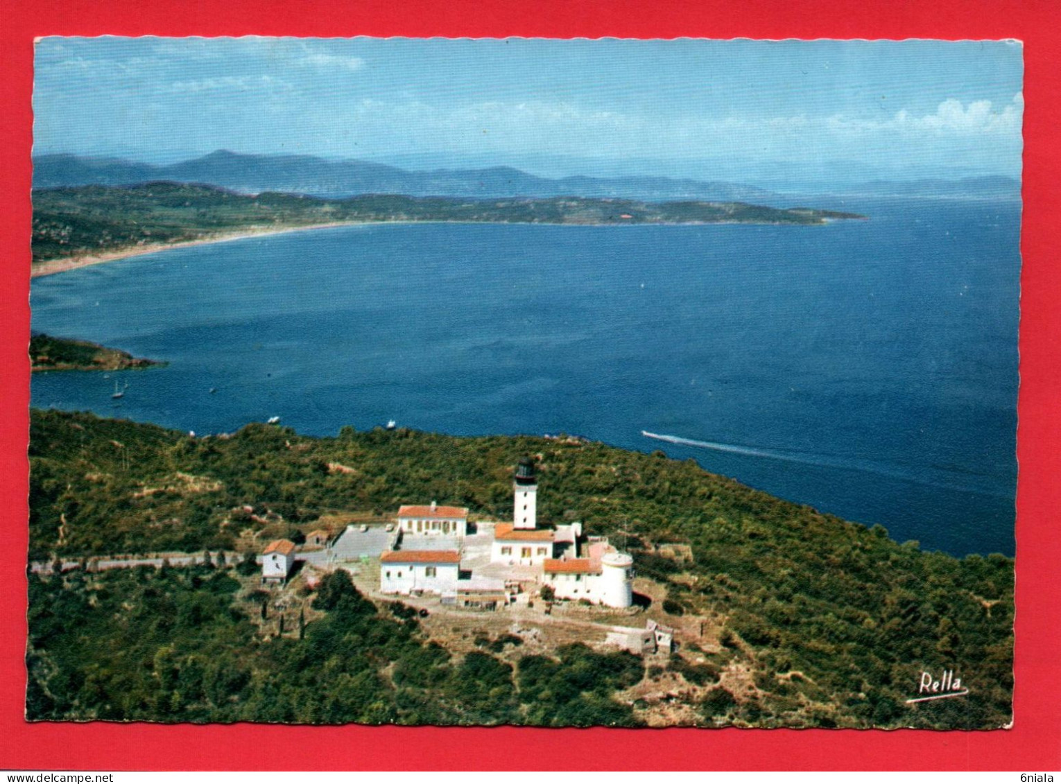 12660 CAP CAMARAT  Le Phare, Au Fond La Plage De Pampelone, La Pointe Du Pinet Et Le Cap De St Tropez     83 - Andere & Zonder Classificatie