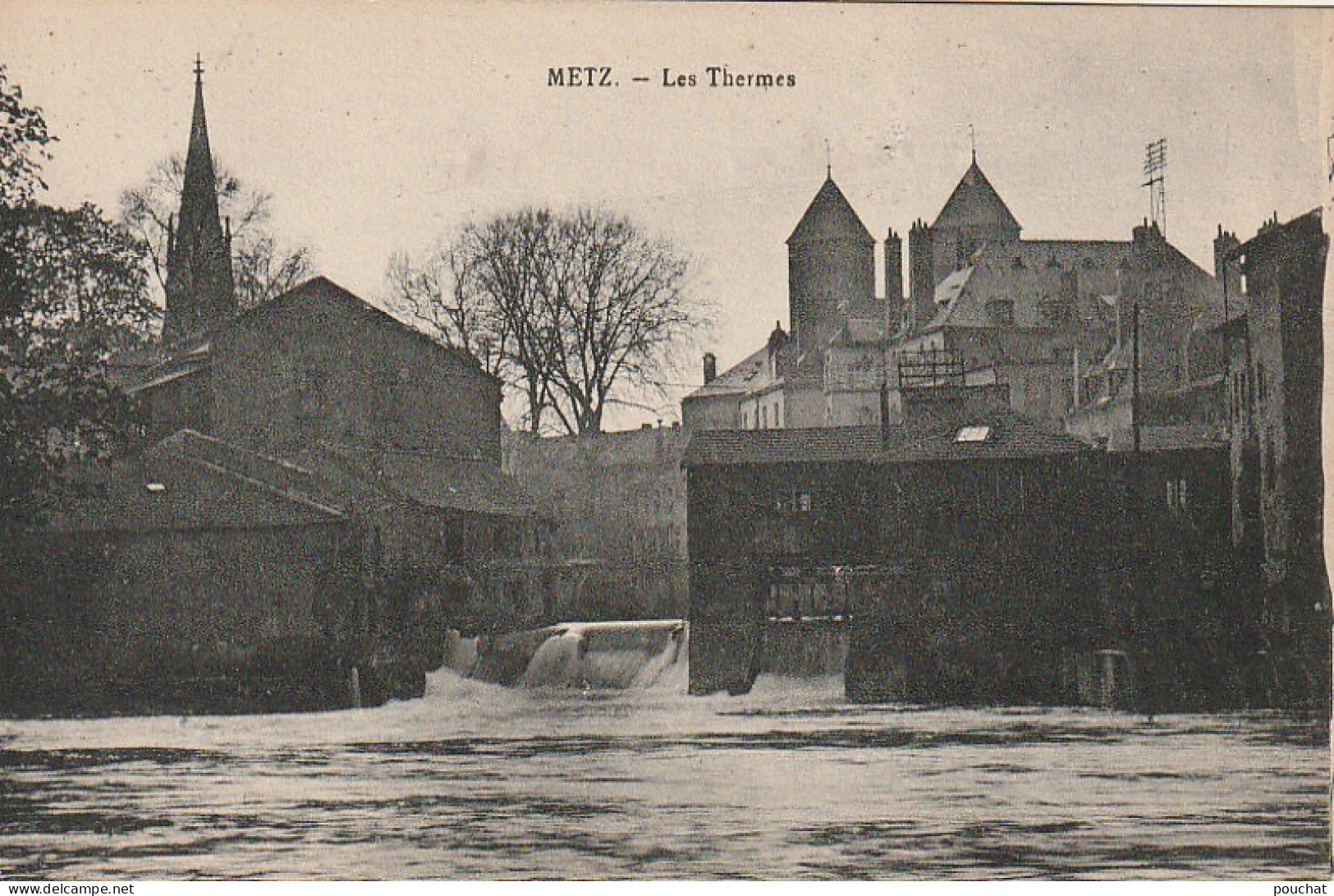 FI 19 -(57) METZ  -  LES THERMES    - 2 SCANS - Metz