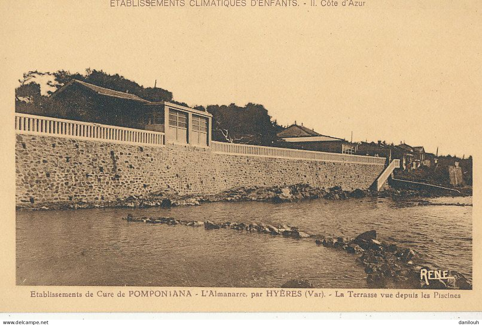 83 // HYERES   Etablissement De Cure De POMPONIANA   L ALMANARRE   Terrasse Vue Depuis Les Piscine - Hyeres