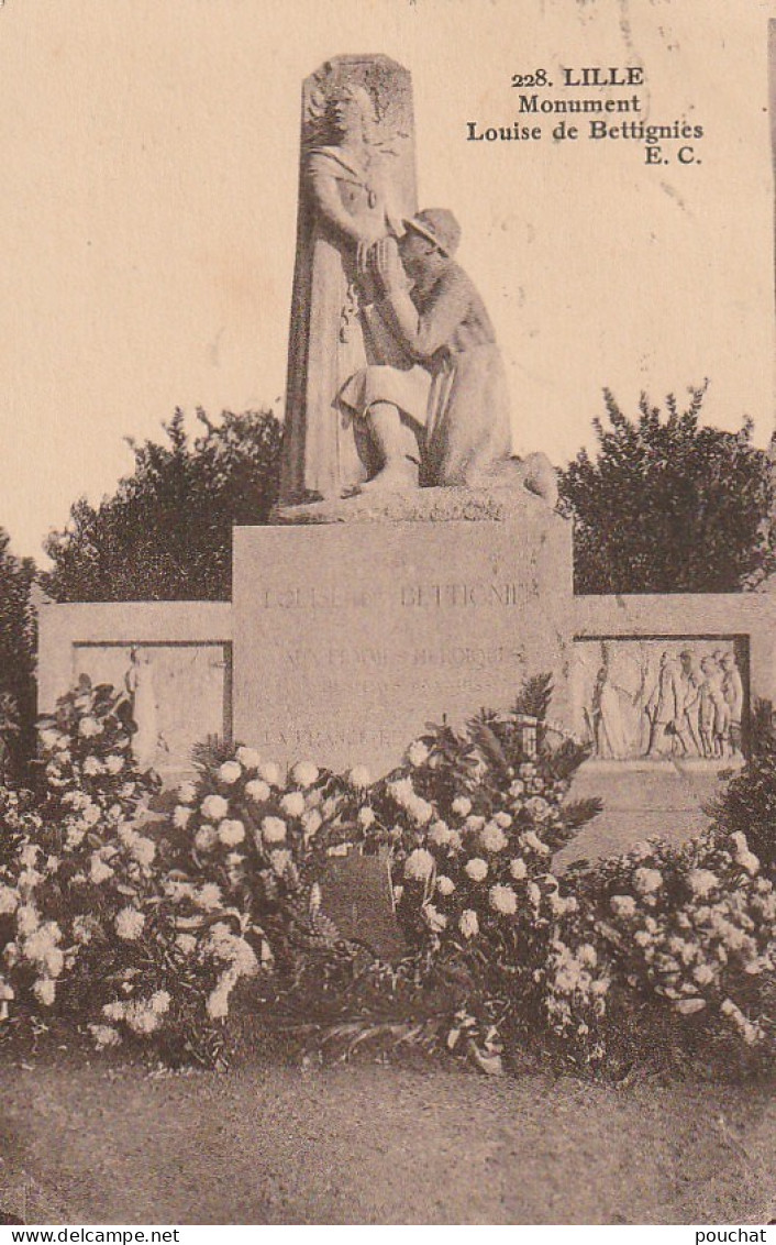 FI 24 -(59) LILLE  -  MONUMENT LOUISE DE BETTIGNIES   -  2 SCANS - Lille