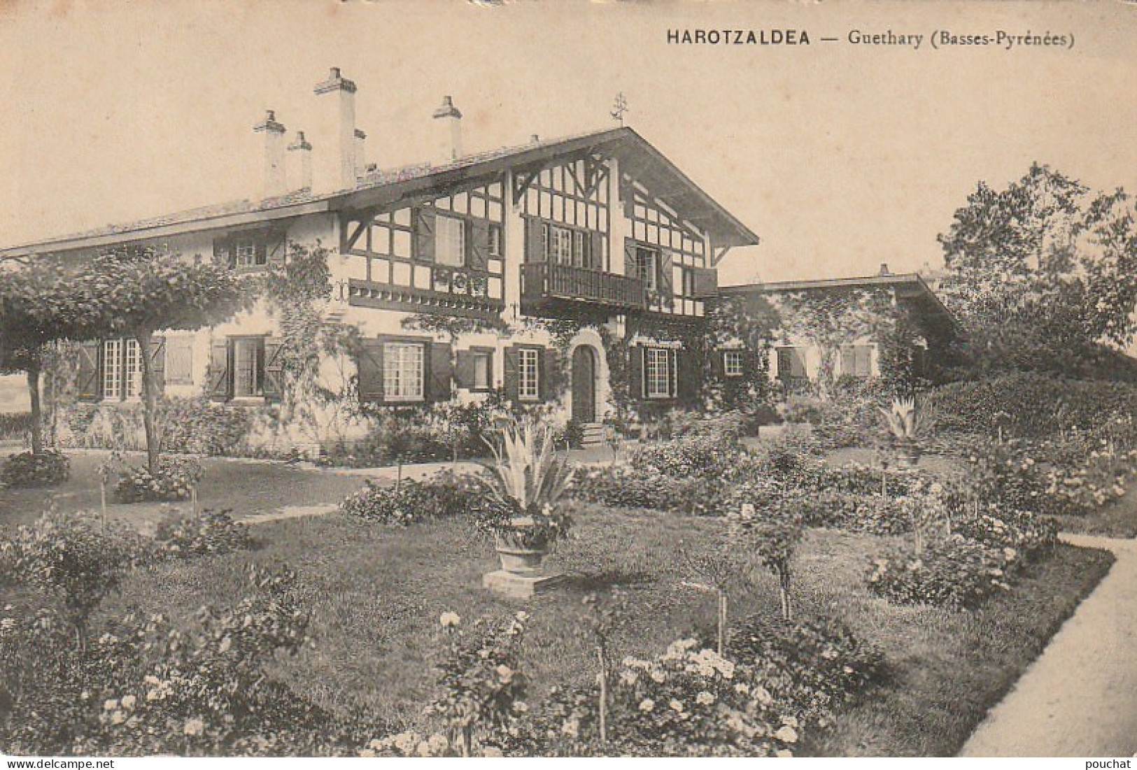 GU 26 -(64) GUETHARY   -  VILLA  " HAROTZALDEA  ",  JARDIN   - 2 SCANS - Guethary