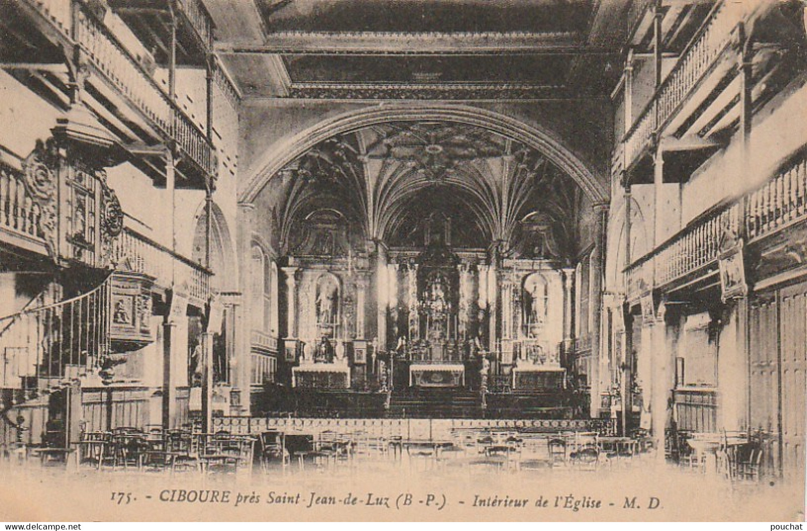 GU  26  -(64) CIBOURE PRES SAINT JEAN DE LUZ - INTERIEUR DE L'EGLISE    -   2 SCANS - Ciboure