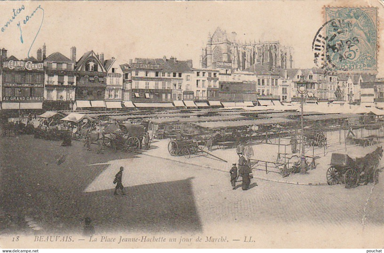 GU 1 -(60) BEAUVAIS  -  LA PLACE JEANNE HACHETTE UN JOUR DE MARCHE  -  ETALS - CARRIOLES  -  2 SCANS - Beauvais