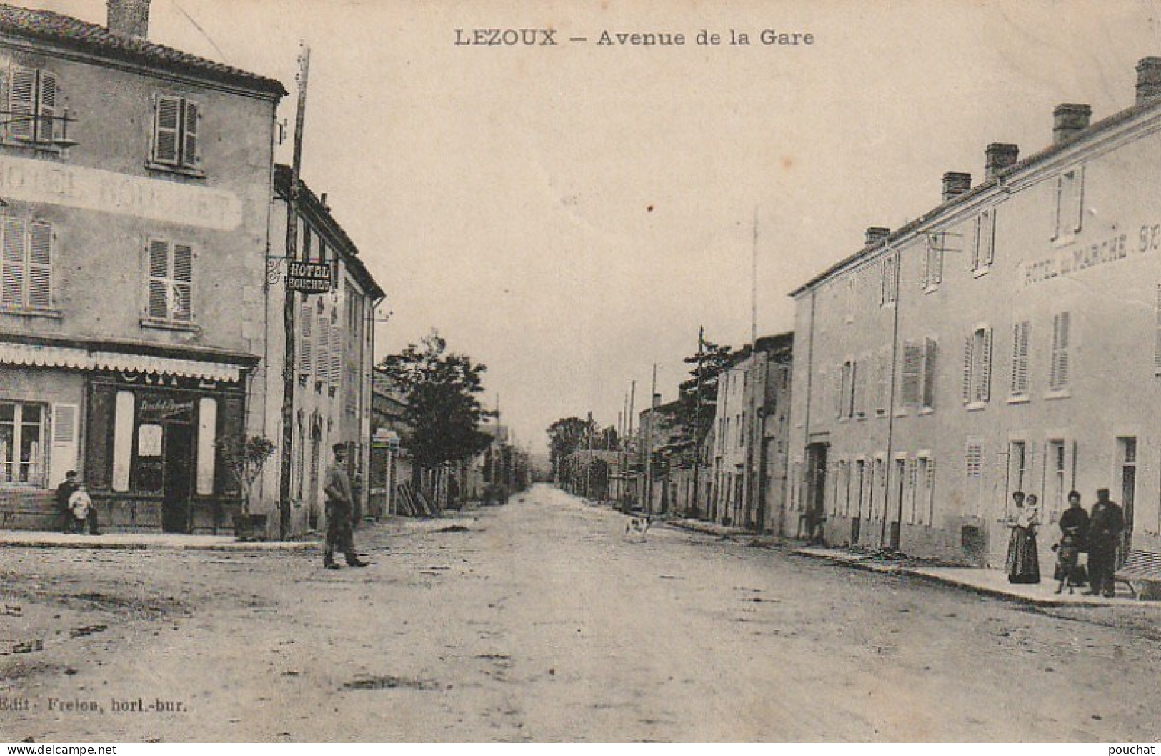 GU 12 -(63) LEZOUX  -  AVENUE DE LA GARE - VILLAGEOIS - HOTEL BOUCHET  - 2 SCANS - Lezoux