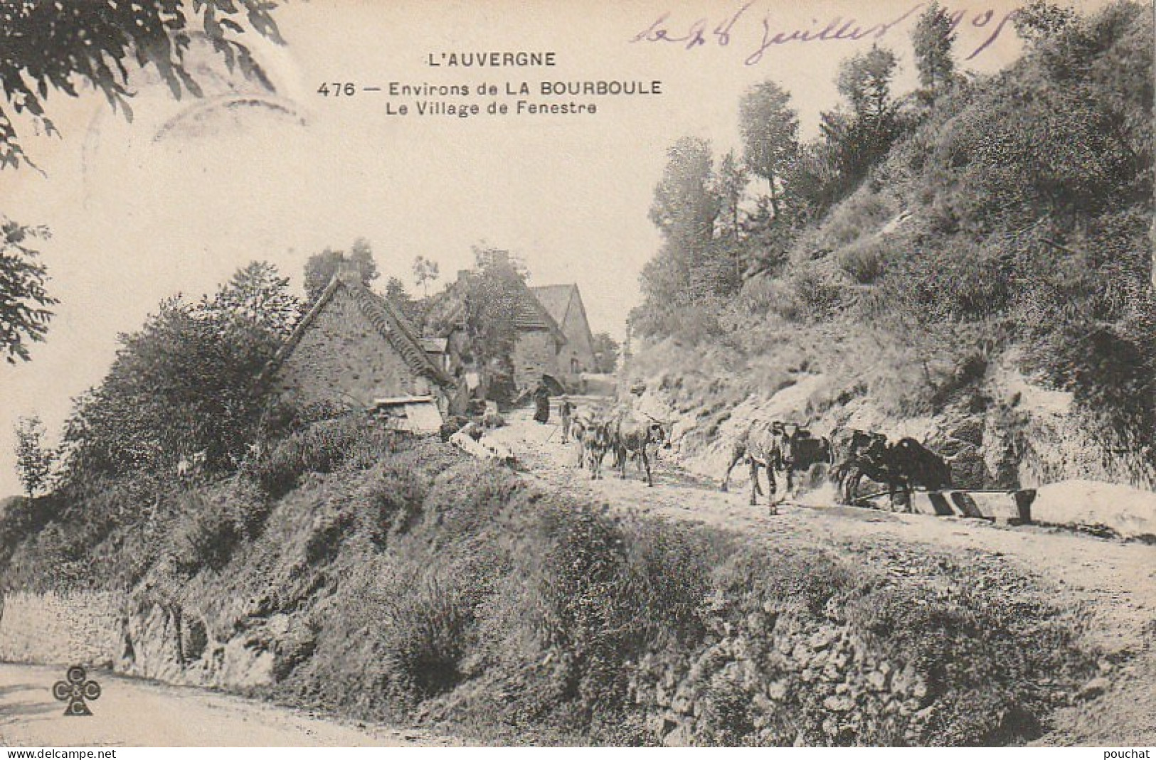 GU 16  -(63) ENVIRONS DE  LA BOURBOULE  -  LE VILLAGE DE FENESTRE  - TROUPEAU DE VACHES  -  2 SCANS - La Bourboule