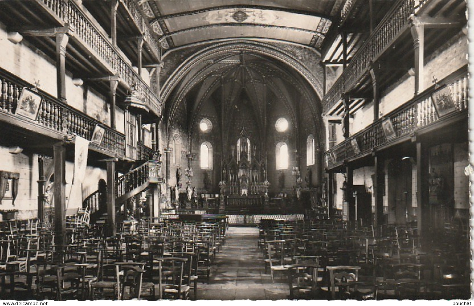 GU 18 -(64) URRUGNE  -  INTERIEUR DE L'EGLISE  - 2 SCANS - Urrugne