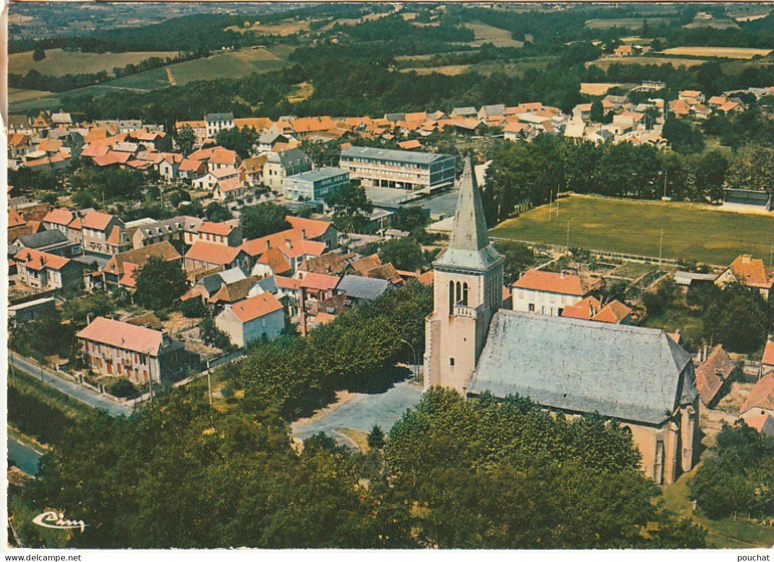 GU 22 -(64) LEMBEYE  -  VUE AERIENNE  -  CARTE  COULEURS -  2 SCANS - Autres & Non Classés