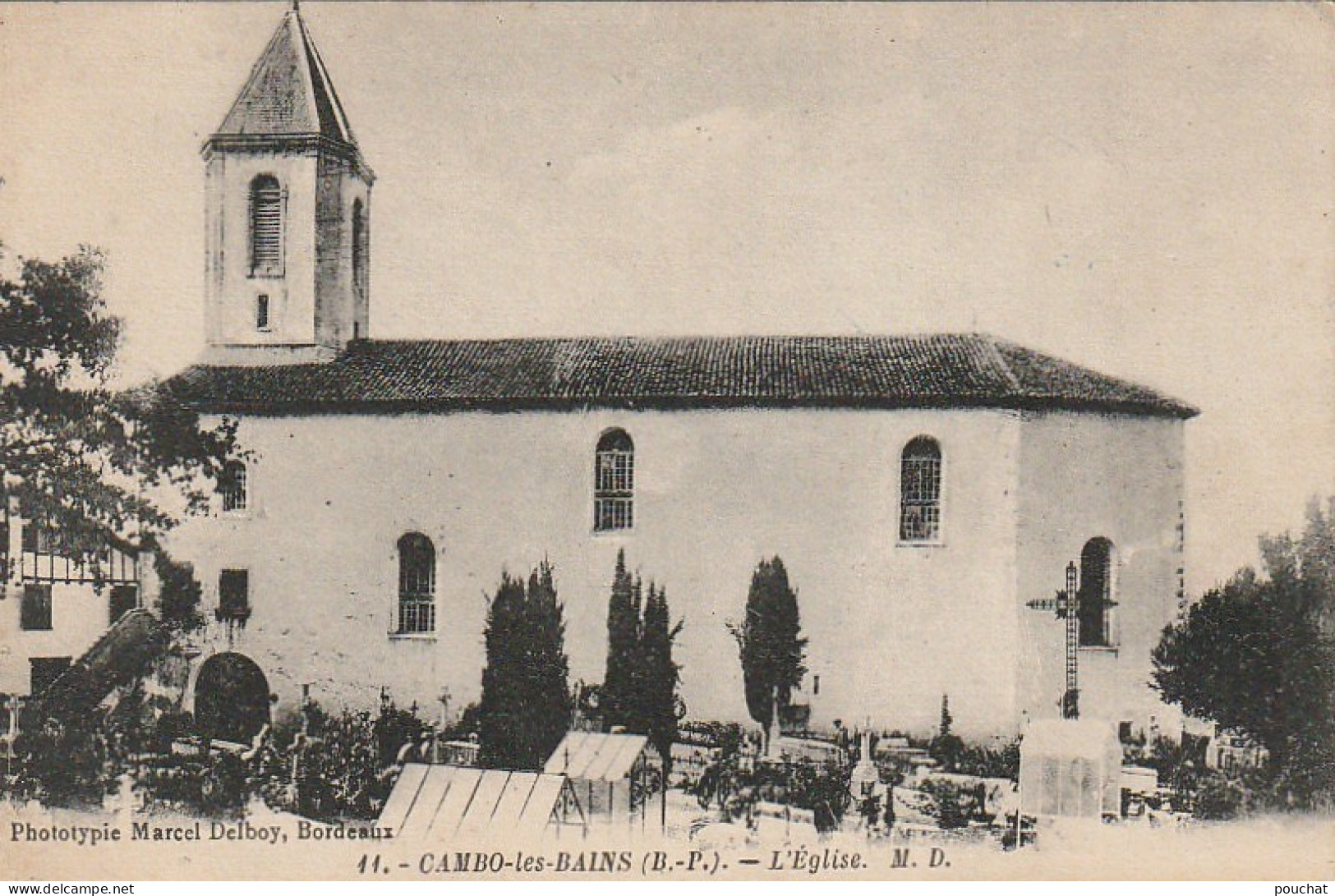 GU 24 -(64) CAMBO  LES BAINS  -  L'EGLISE -  CIMETIERE  - 2 SCANS - Cambo-les-Bains