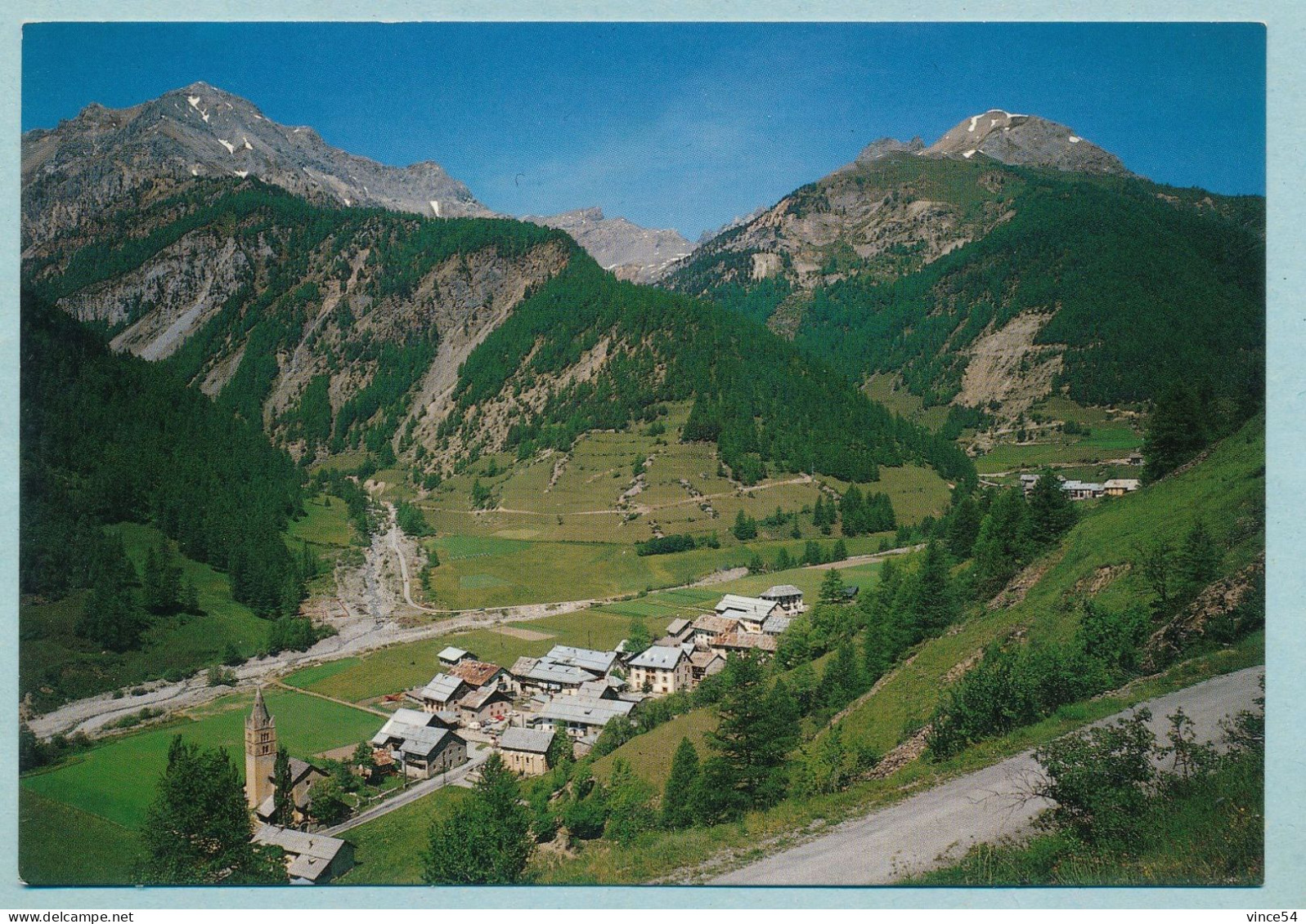 ARVIEUX - Vue Générale - Altitude 1550 - 2000 Mètres - Otros & Sin Clasificación