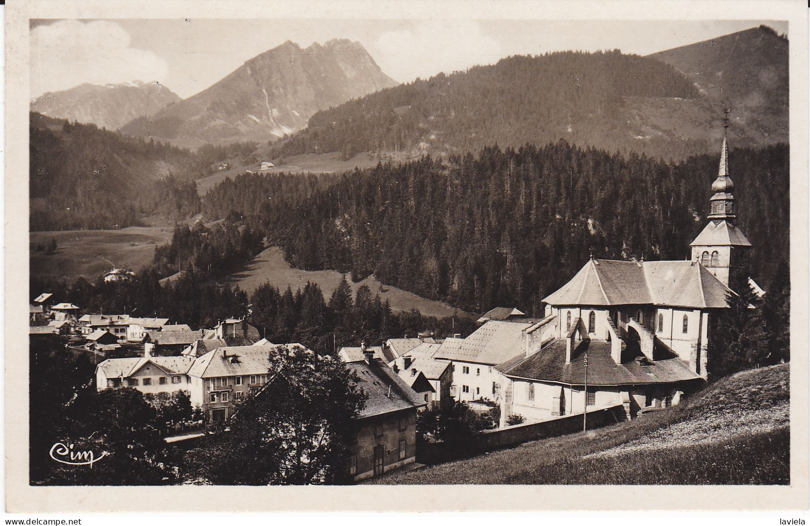 74 ABONDANCE - Altit. 930m - Vue Générale Et La Pointe De Fremo - Abondance